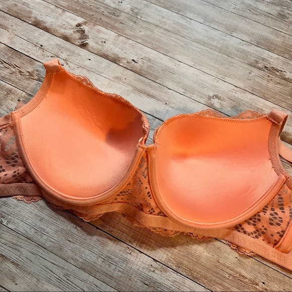 💚Daisy Fuentes 40C bra - Picture 3 of 5